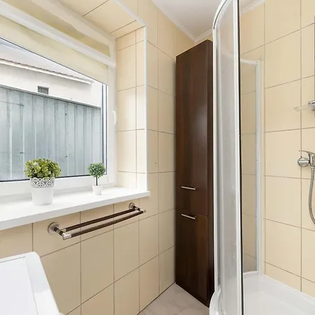 Sloneczny W Ustroniu Morskim Blisko Plazy By Renters