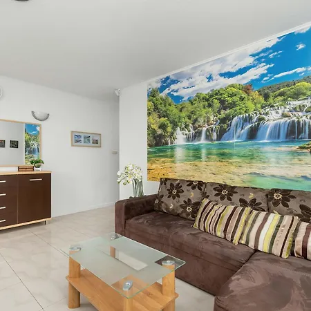 Sloneczny W Ustroniu Morskim Blisko Plazy By Renters Apartment Ustronie Morskie